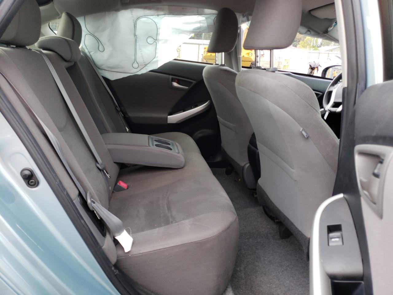 Фото 6 с аукциона – 2014 TOYOTA PRIUS PLUG с VIN JTDKN3DP8E3059550