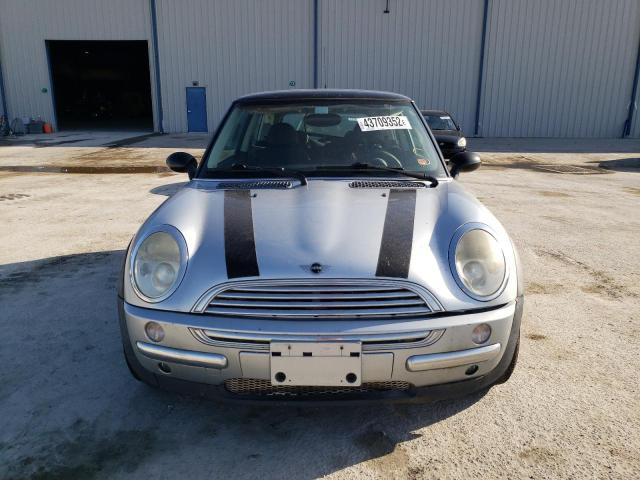 Photo 9 from auction – 2003 MINI COOPER with VIN WMWRC33463TC44303