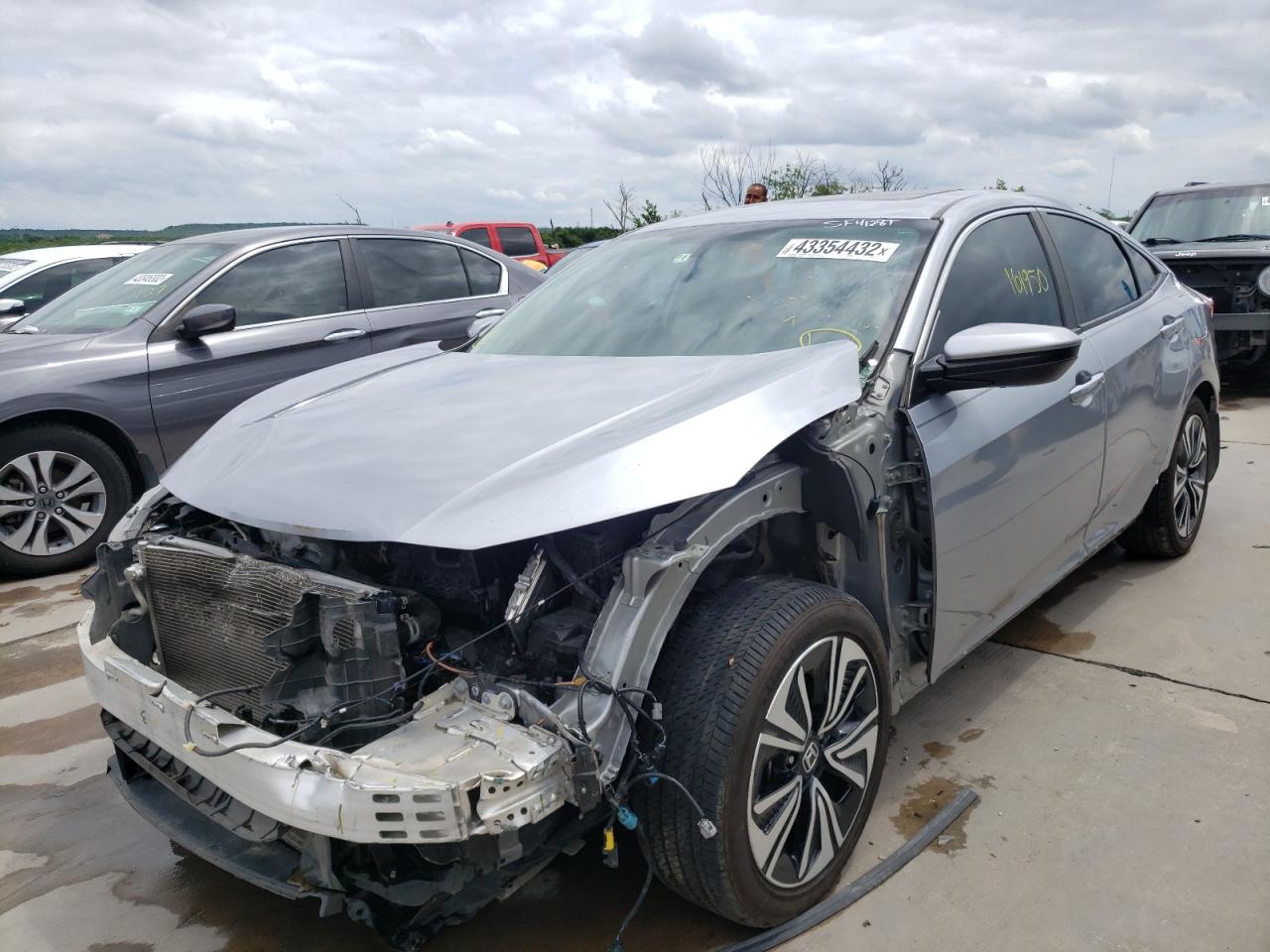 Photo 2 from auction – 2016 HONDA CIVIC EXL with VIN 19XFC1F72GE043980