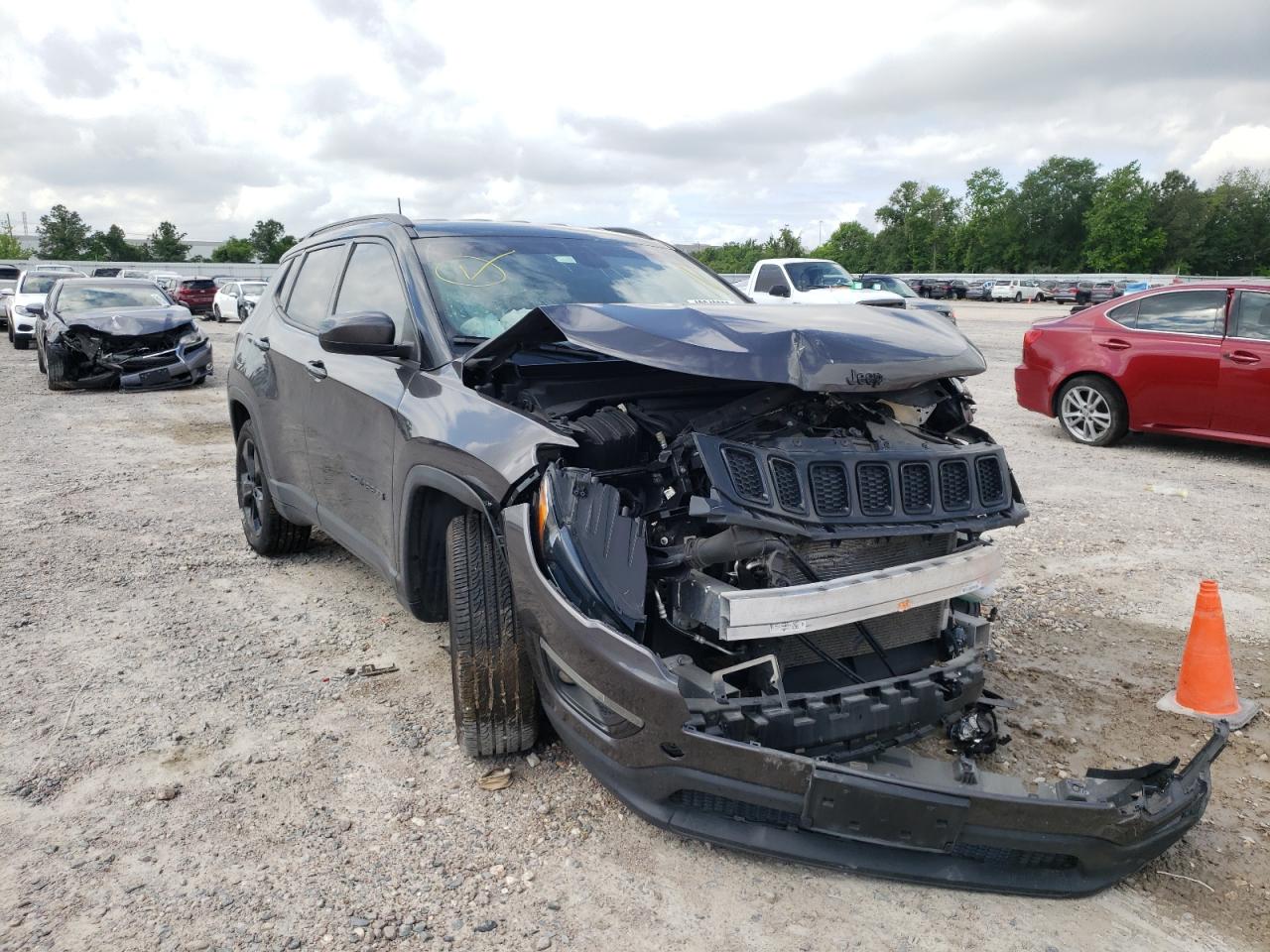 JEEP COMPASS LA 2020 with VIN 3C4NJCBB7LT246702 - Photo from auction