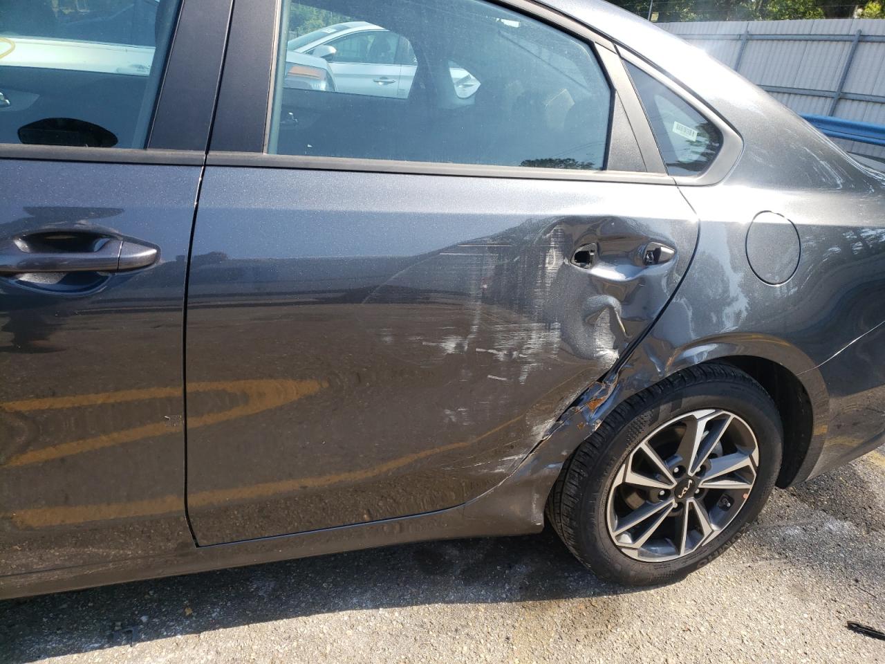 Photo 9 from auction – 2022 KIA FORTE FE with VIN 3KPF24AD5NE417965