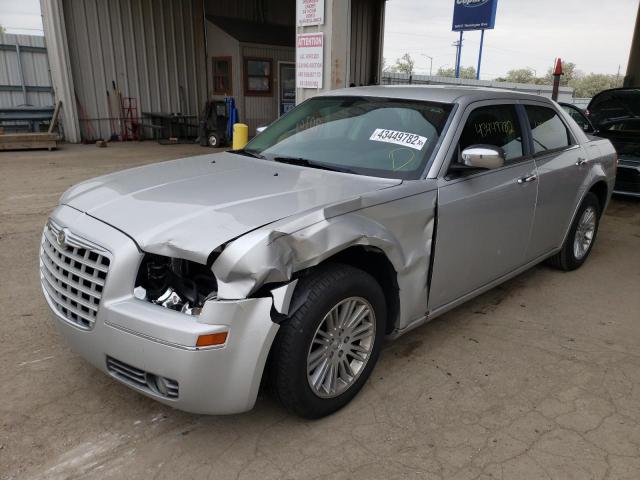 Photo 2 from auction – 2010 CHRYSLER 300 TOURIN with VIN 2C3CA4CD0AH329430