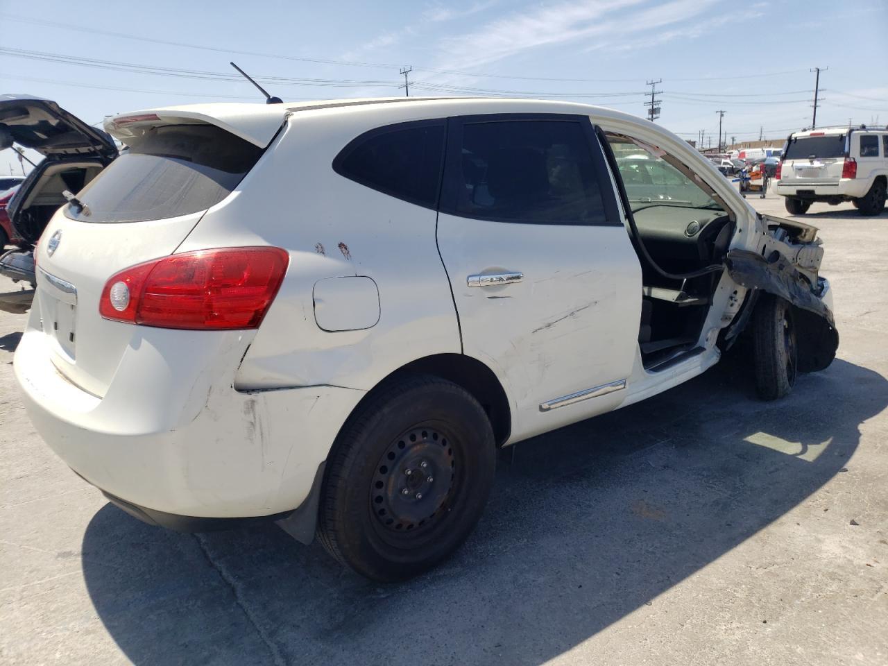 Photo 4 from auction – 2013 NISSAN ROGUE S with VIN JN8AS5MT8DW024716