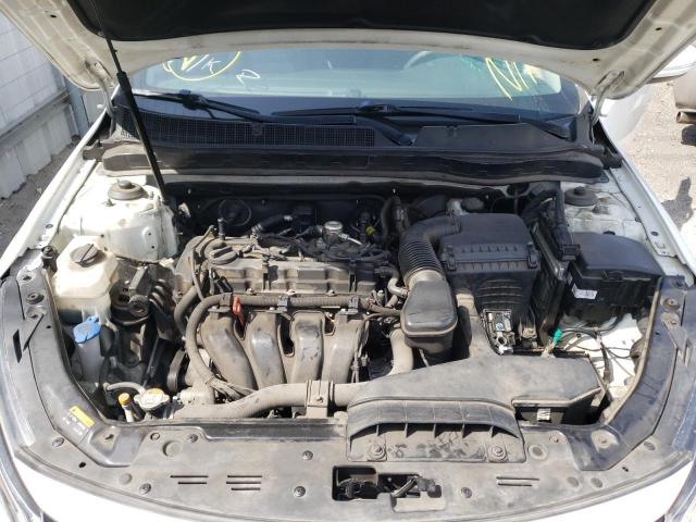 Photo 7 from auction – 2015 KIA OPTIMA LX with VIN KNAGM4A71F5657372
