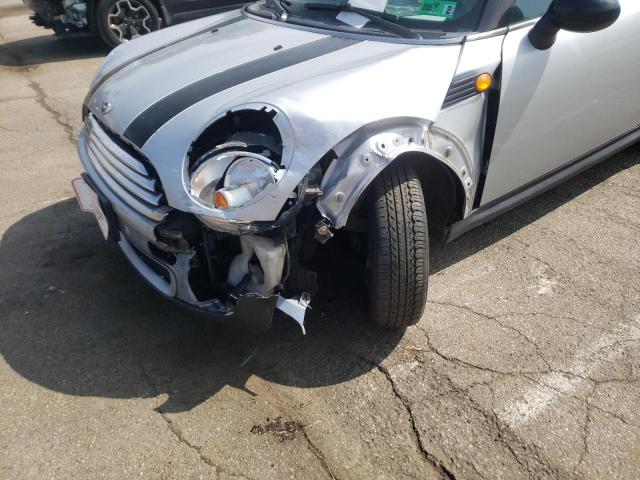 Фото 9 с аукциона – 2010 MINI COOPER CLU с VIN WMWML3C52ATX38381