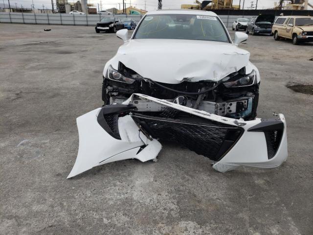 Photo 9 from auction – 2017 LEXUS IS 200T with VIN JTHBA1D21H5041127