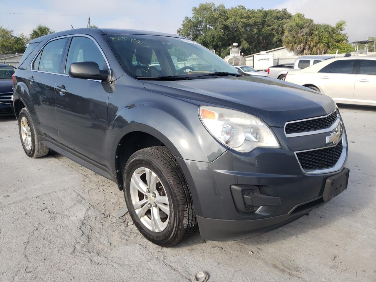 CHEVROLET EQUINOX LS 2011 with VIN 2GNALBEC7B1172728 - Photo from auction