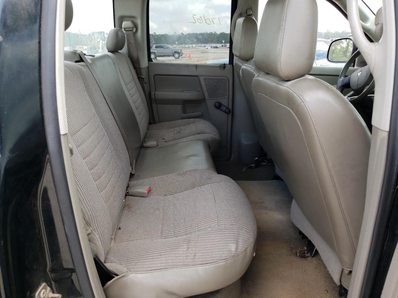 Photo 6 from auction – 2006 DODGE RAM 1500 S with VIN 1D7HA18N76J118495