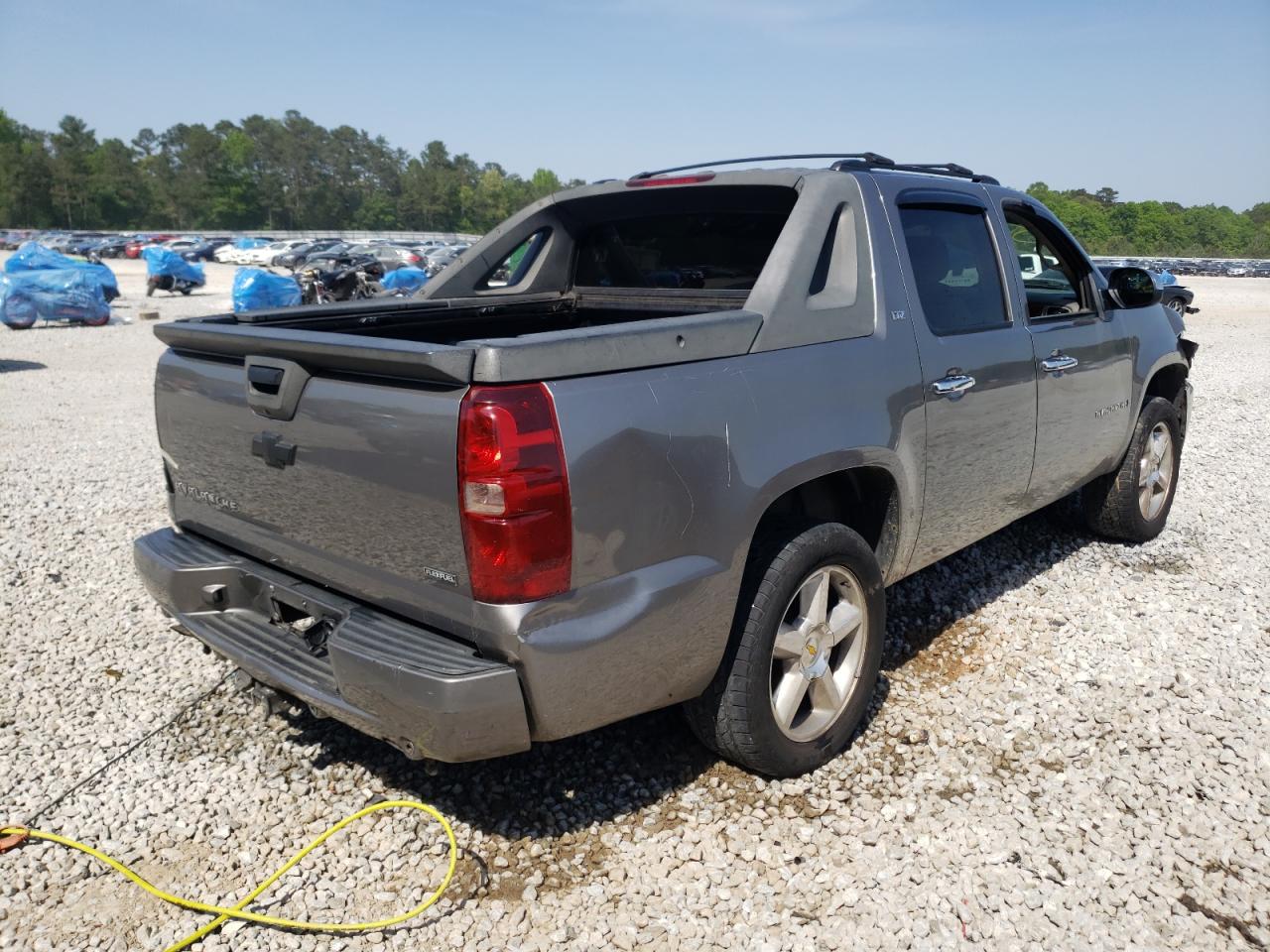 Photo 4 from auction – 2008 CHEVROLET AVALANCHE with VIN 3GNEC12068G120867