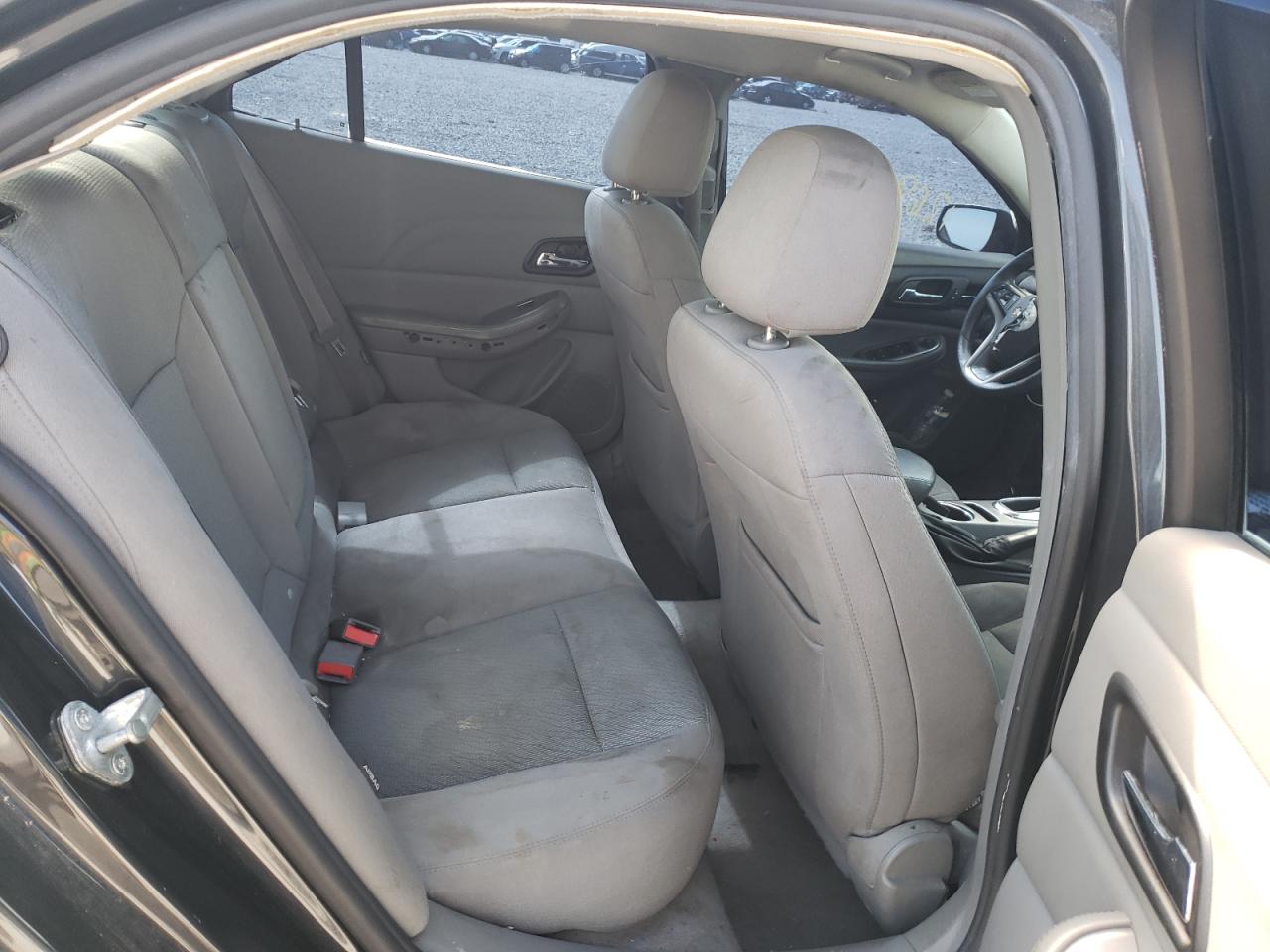 Photo 6 from auction – 2014 CHEVROLET MALIBU LS with VIN 1G11B5SL5EF291871