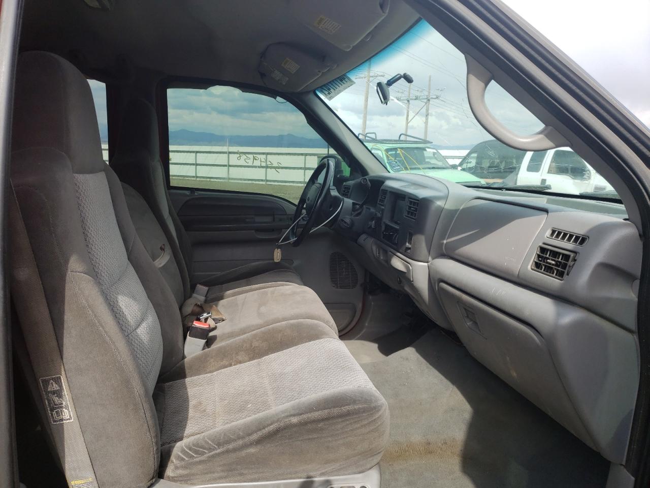 Photo 5 from auction – 2002 FORD F350 SUPER with VIN 1FTWW33F12ED42976