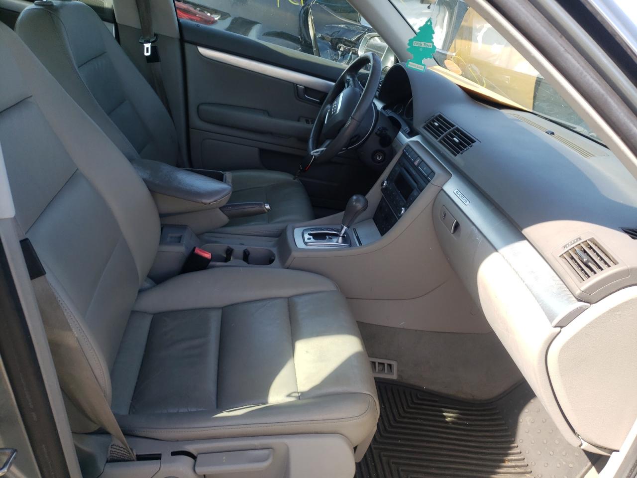 Photo 5 from auction – 2008 AUDI A4 2.0T QU with VIN WAUDF78E08A169916