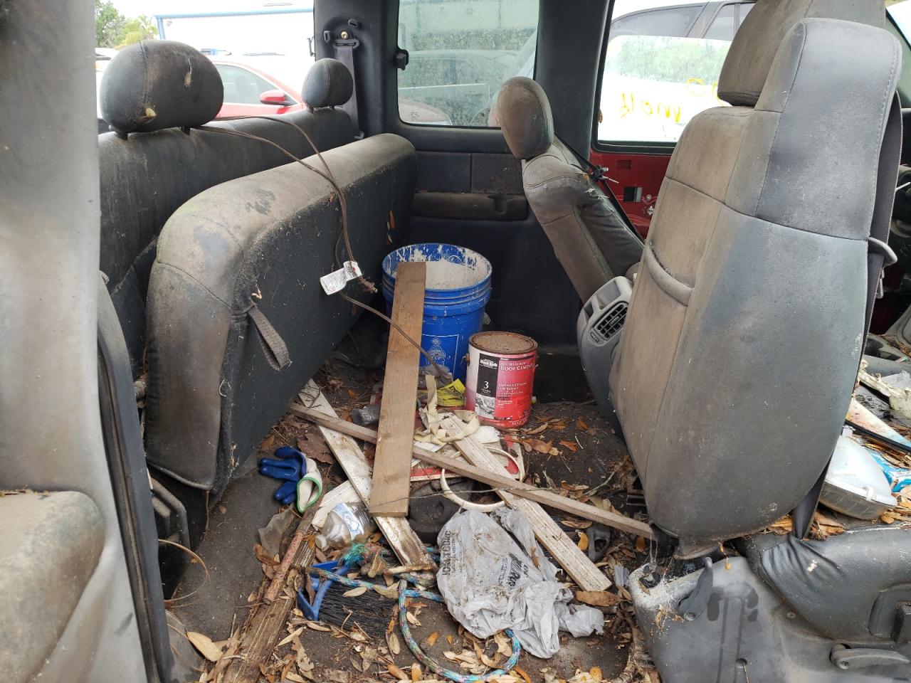 Photo 6 from auction – 1999 CHEVROLET SILVERADO with VIN 2GCEK19T4X1222221