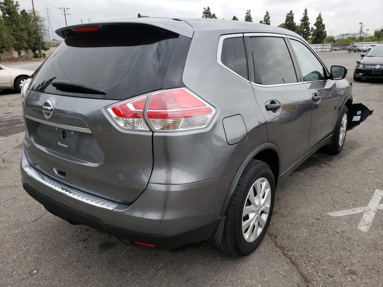 Photo 4 from auction – 2016 NISSAN ROGUE S with VIN KNMAT2MTXGP636499