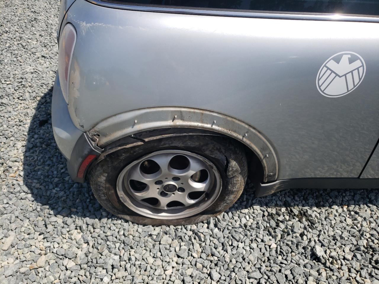 Photo 9 from auction – 2005 MINI COOPER with VIN WMWRC33495TJ66017