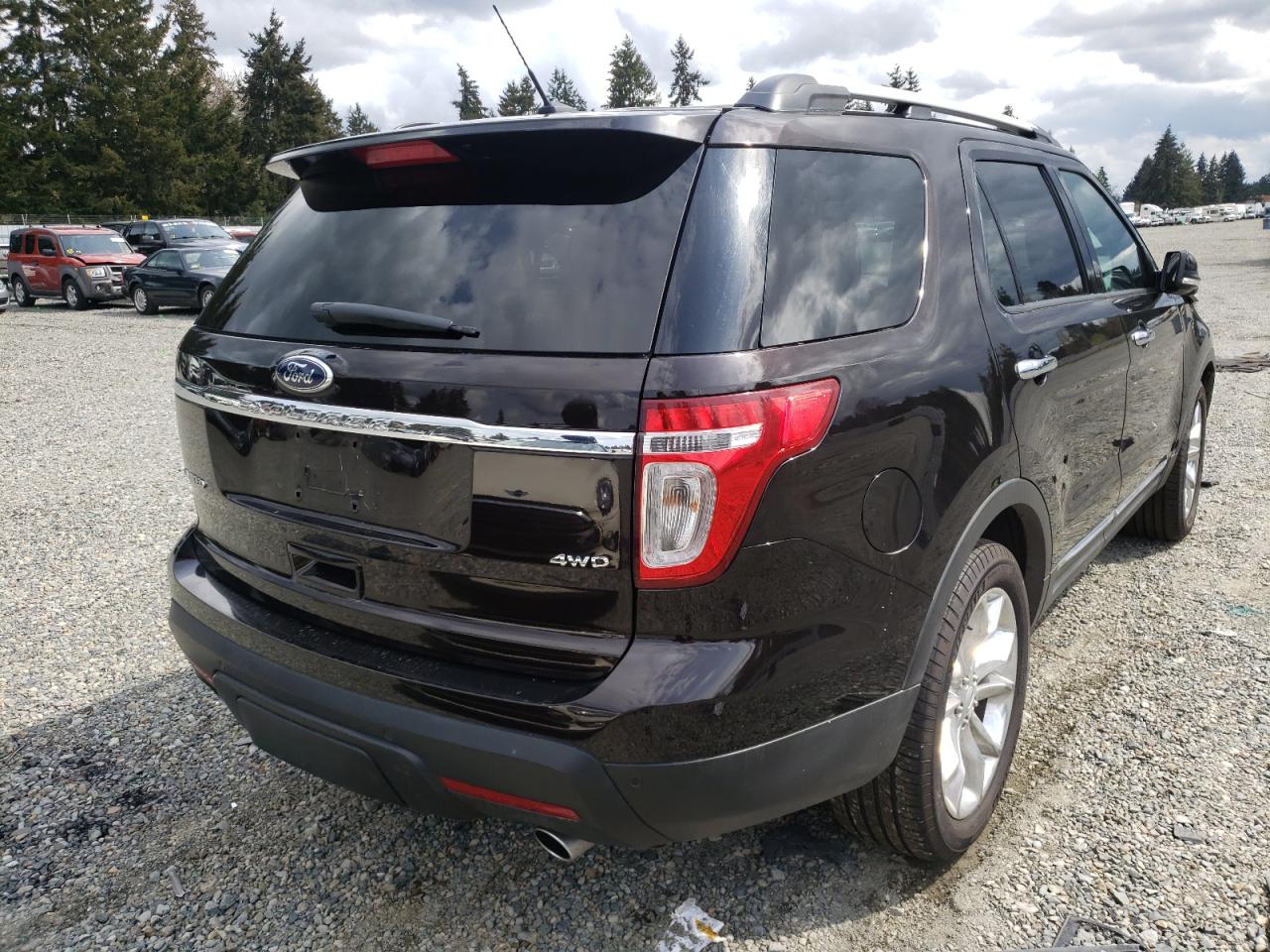 Photo 4 from auction – 2014 FORD EXPLORER L with VIN 1FM5K8F8XEGC24415