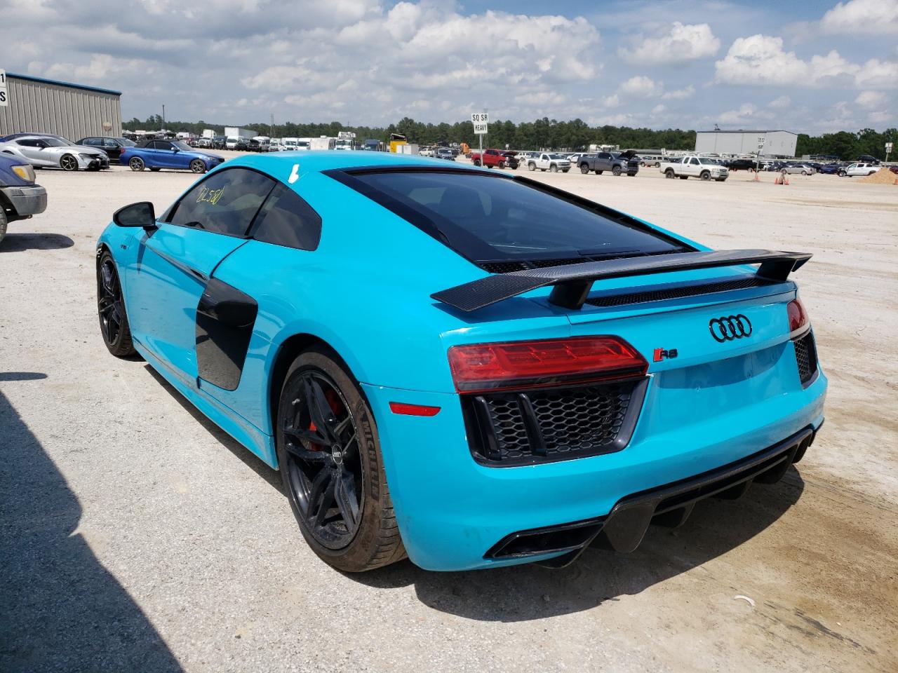 Photo 3 from auction – 2017 AUDI R8 5.2 PLU with VIN WUAKBAFX2H7901261