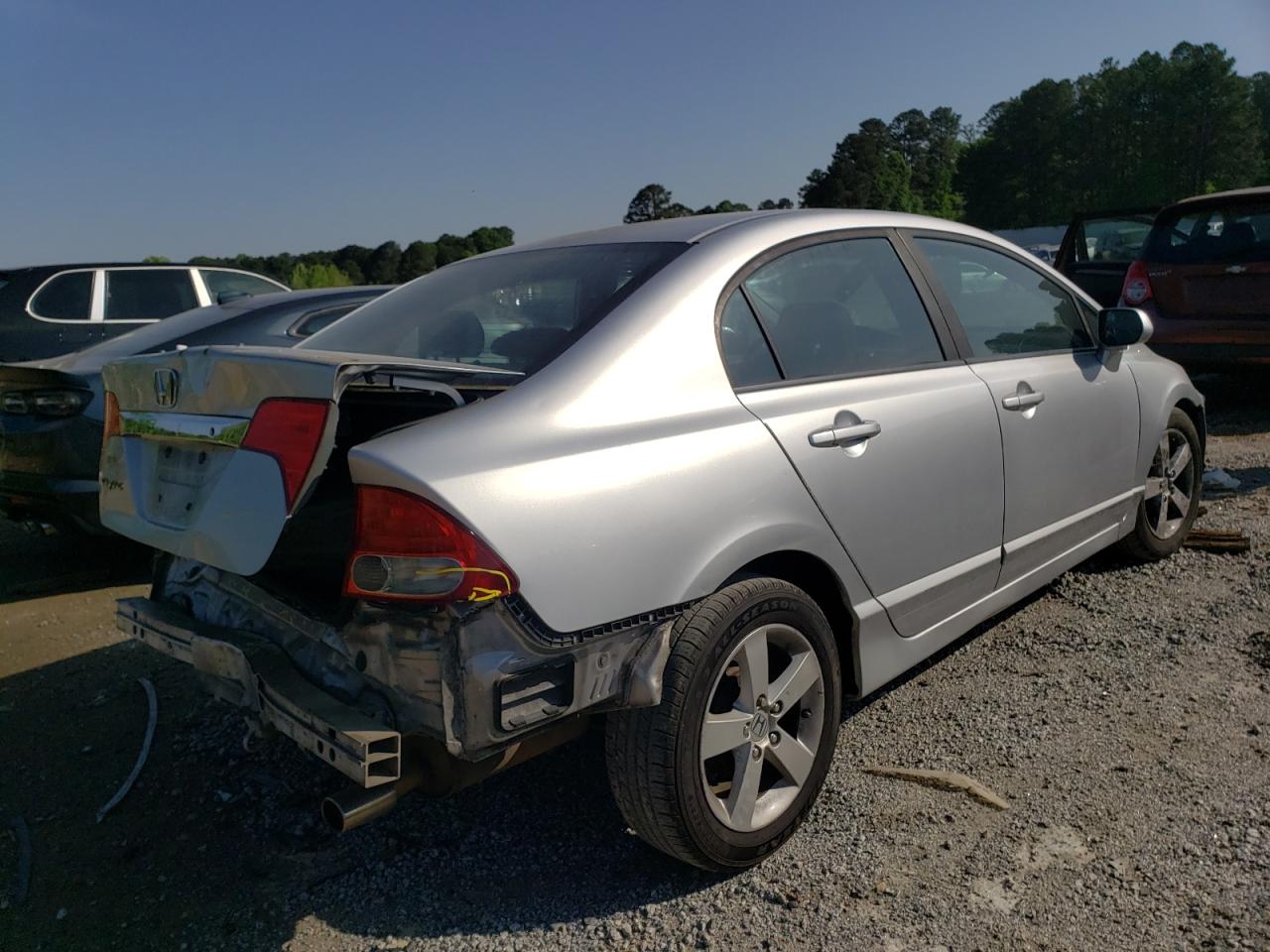 Photo 4 from auction – 2010 HONDA CIVIC LX-S with VIN 19XFA1F6XAE033041
