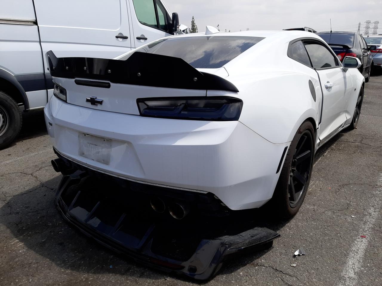 Photo 4 from auction – 2016 CHEVROLET CAMARO SS with VIN 1G1FF1R71G0140916