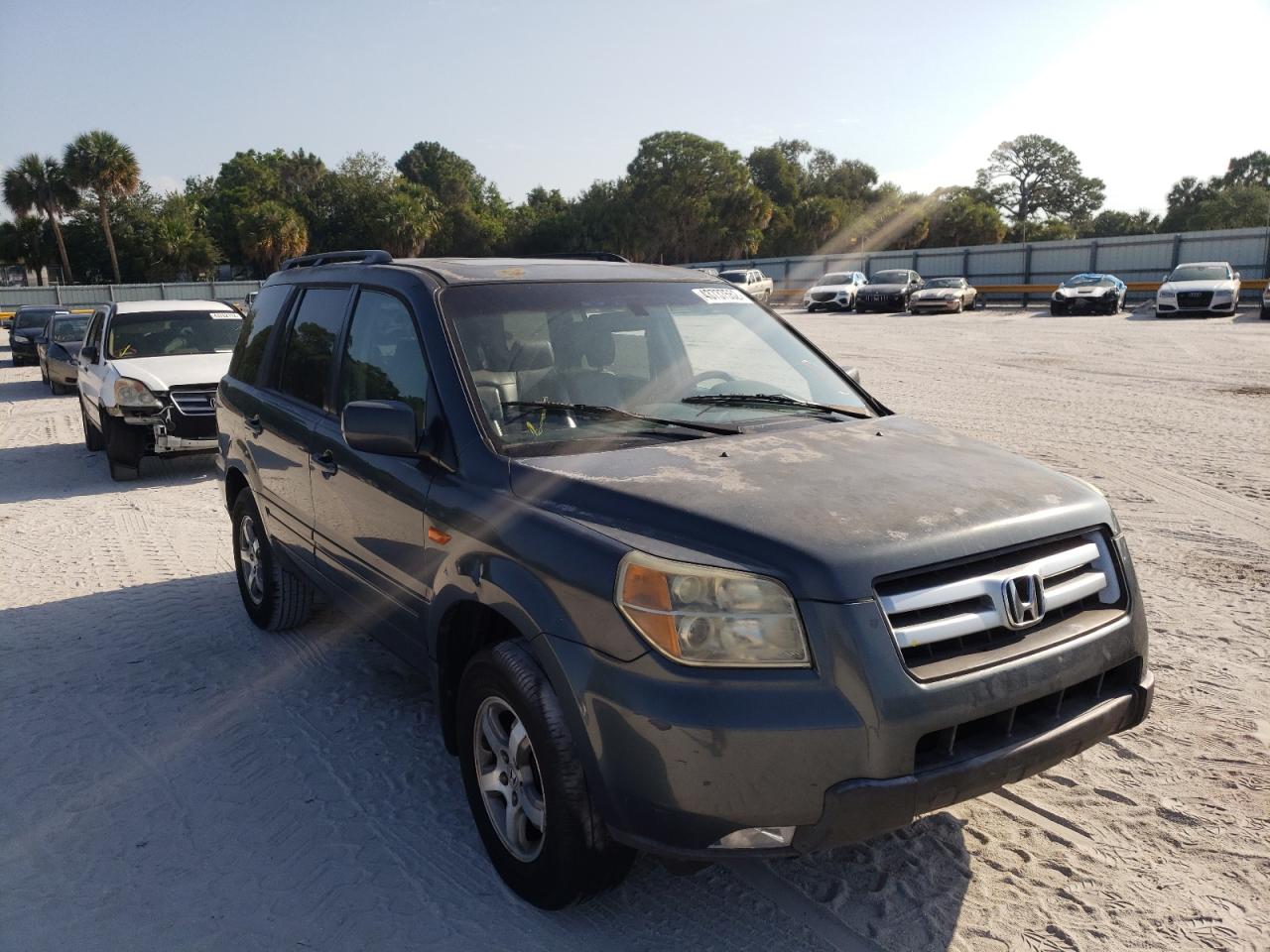HONDA PILOT EX 2006 with VIN 5FNYF28696B045535 - Photo from auction