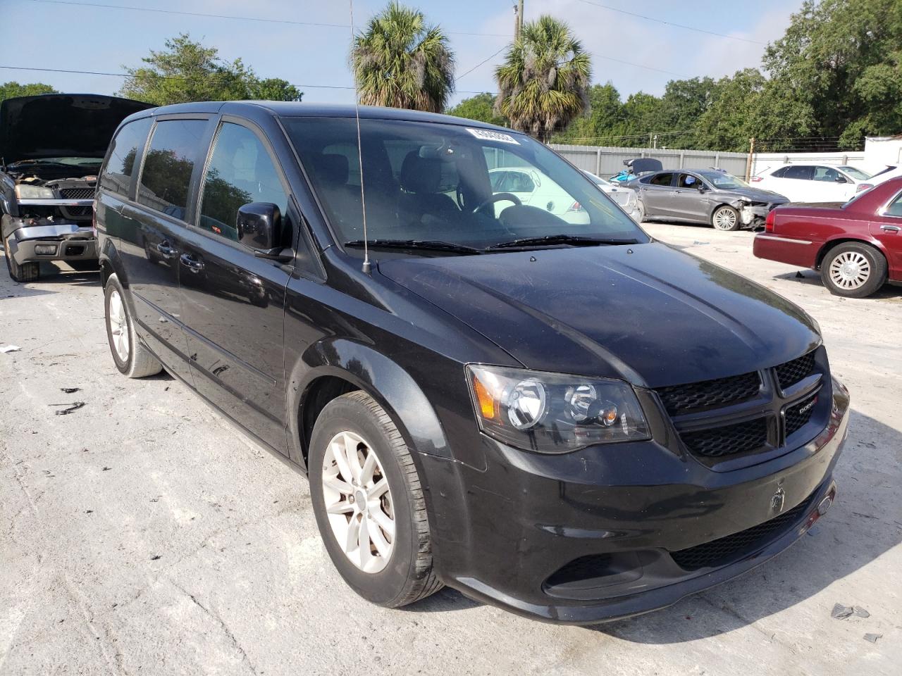 DODGE GRAND CARA 2016 with VIN 2C4RDGBGXGR350699 - Photo from auction