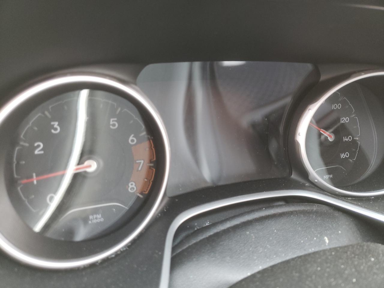 Photo 8 from auction – 2019 JEEP COMPASS LA with VIN 3C4NJDBB6KT629762