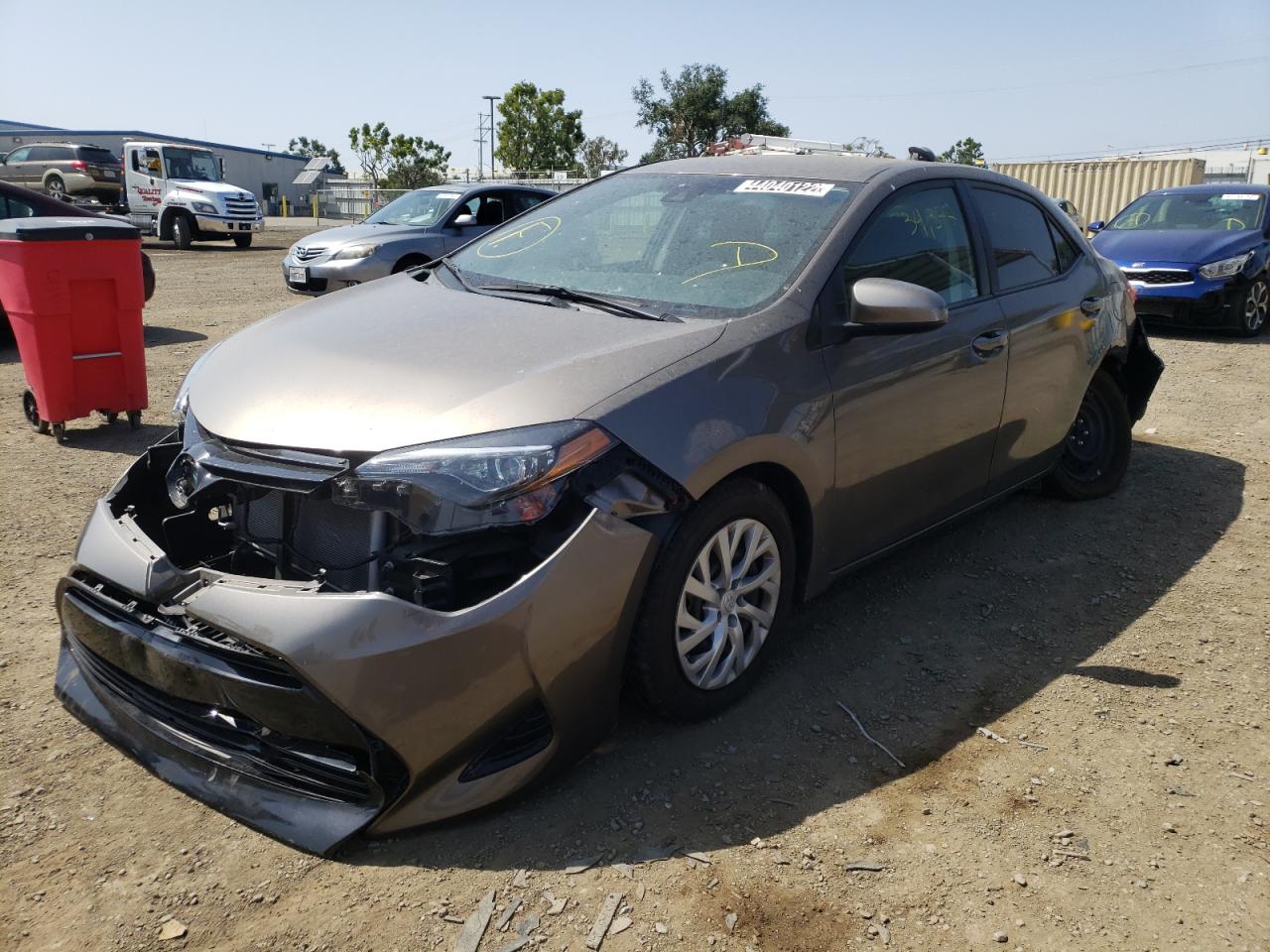 Photo 2 from auction – 2018 TOYOTA COROLLA L with VIN 5YFBURHE8JP842593