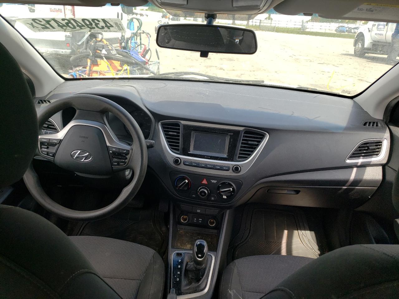 Photo 9 from auction – 2019 HYUNDAI ACCENT SE with VIN 3KPC24A38KE047200