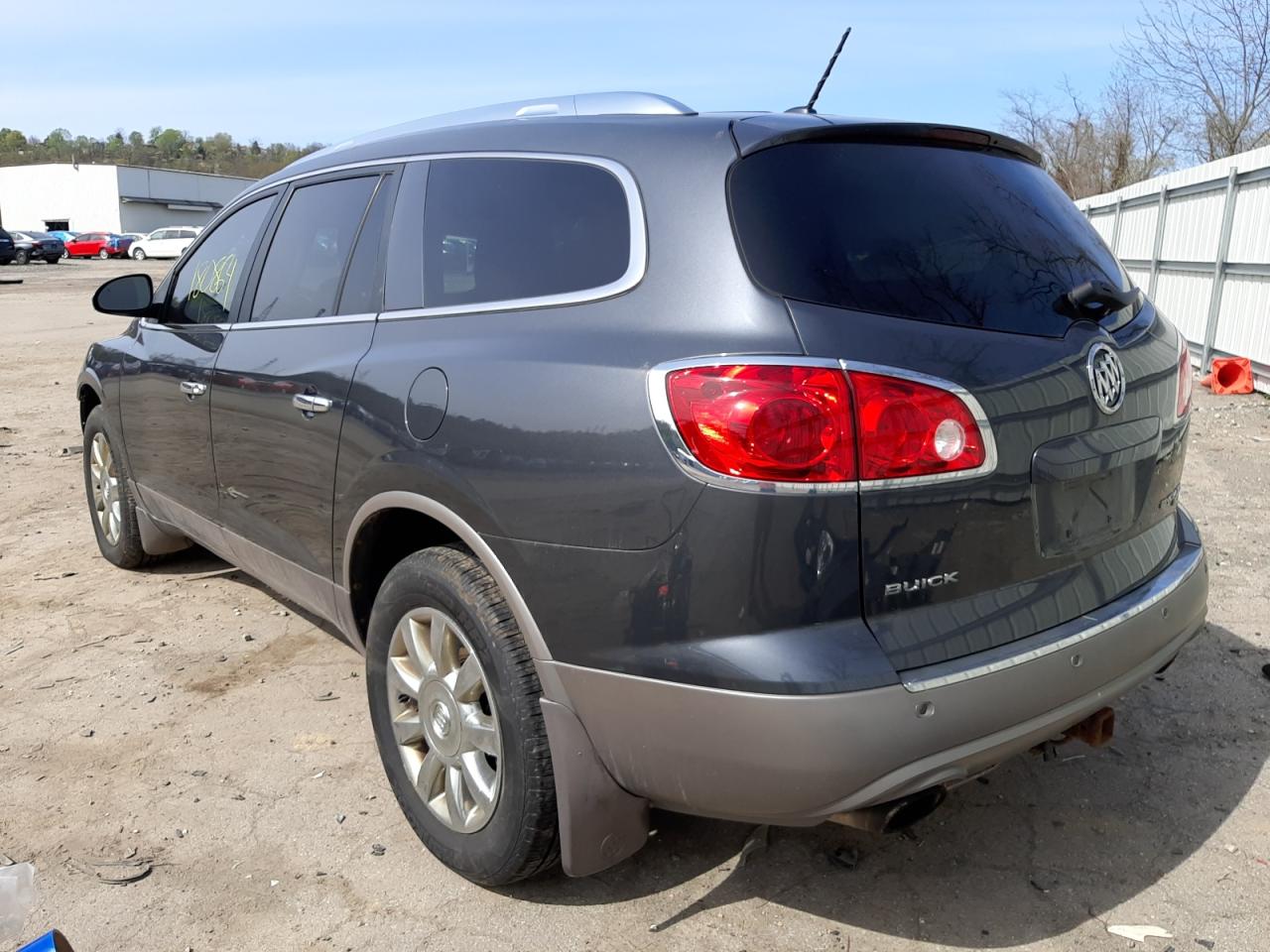 Photo 3 from auction – 2011 BUICK ENCLAVE CX with VIN 5GAKVBED2BJ226007