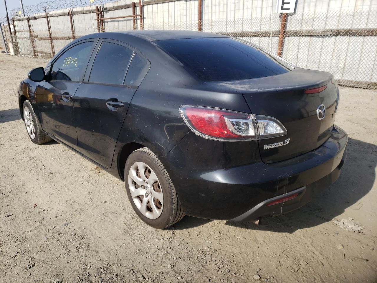 Photo 3 from auction – 2011 MAZDA 3 I with VIN JM1BL1UG9B1383835