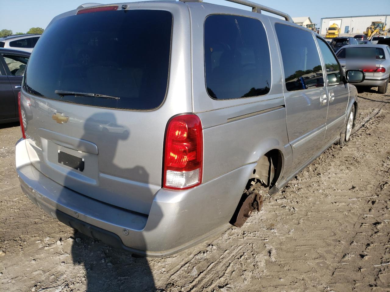 Photo 4 from auction – 2006 CHEVROLET UPLANDER L with VIN 1GNDV33166D229901