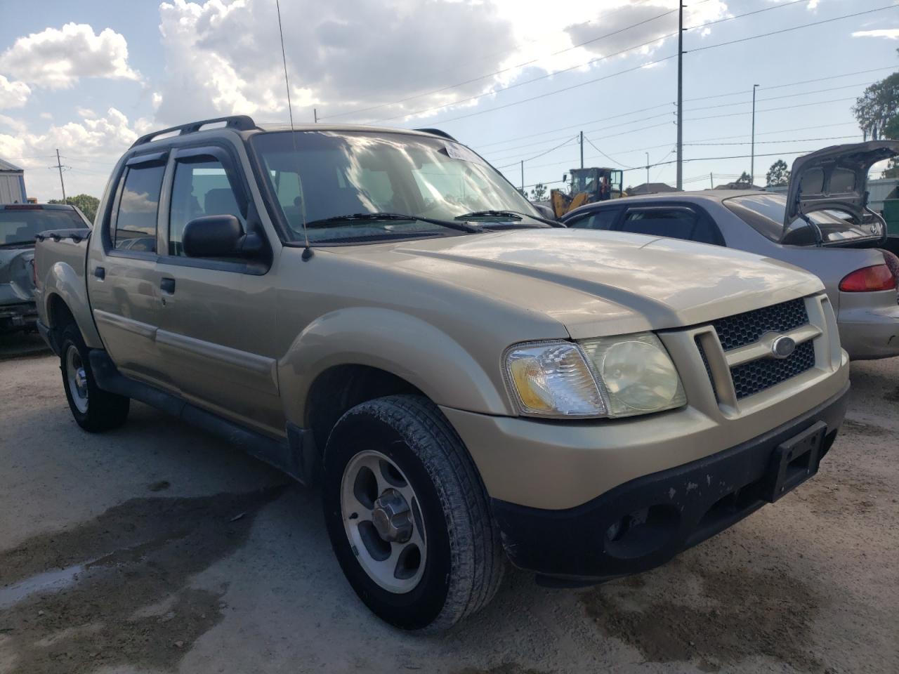 FORD EXPLORER S 2003 with VIN 1FMZU67E33UC40099 - Photo from auction