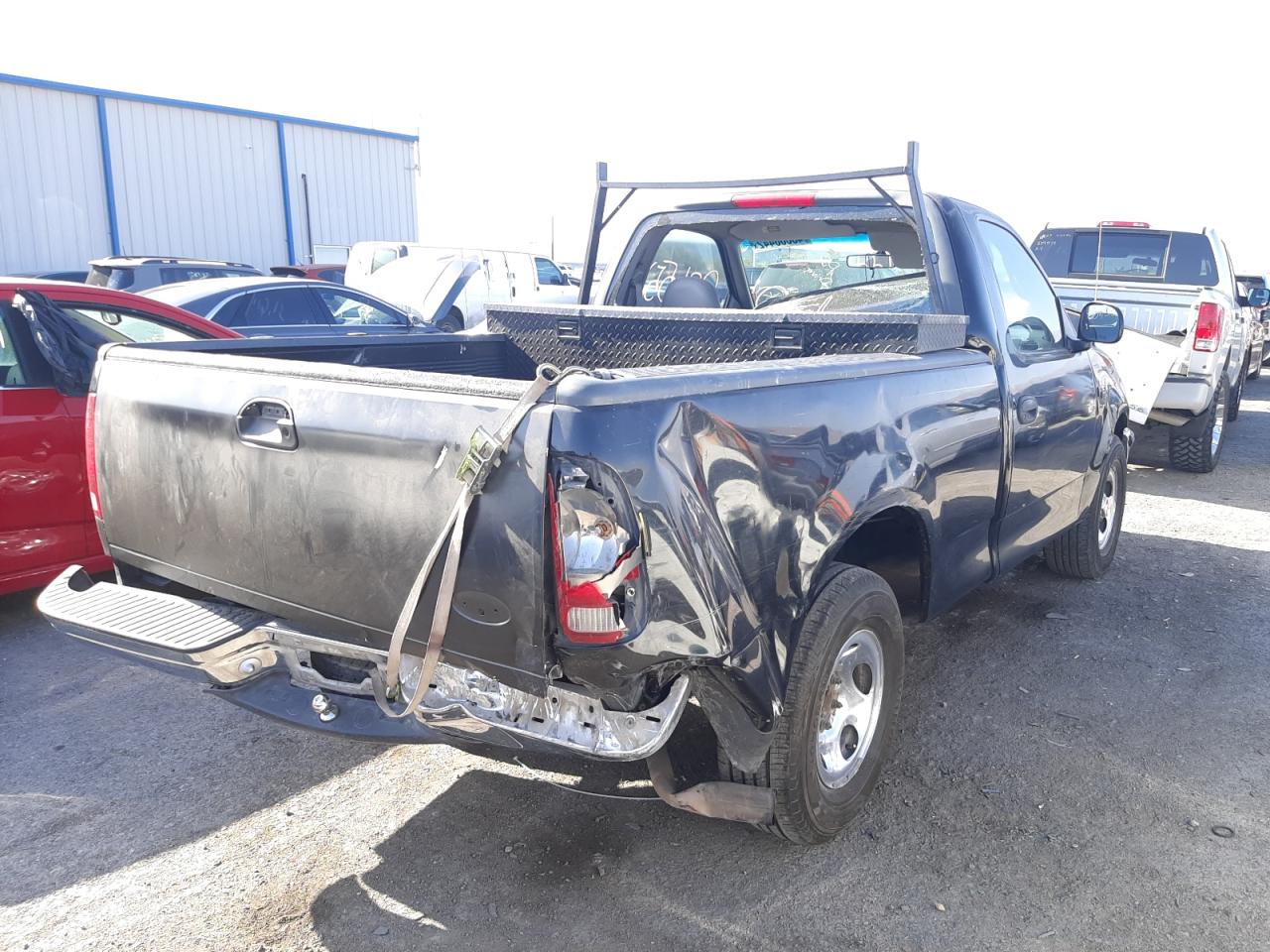 Photo 4 from auction – 1998 FORD F150 with VIN 1FTZF1723WKC11208