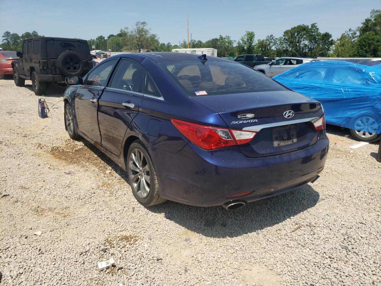 Photo 3 from auction – 2012 HYUNDAI SONATA SE with VIN 5NPEC4AC1CH371401