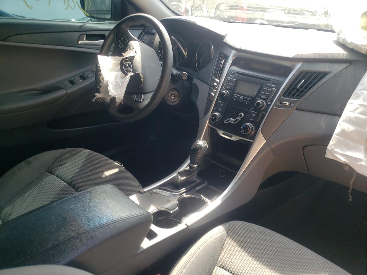 Photo 9 from auction – 2013 HYUNDAI SONATA GLS with VIN 5NPEB4AC2DH692190