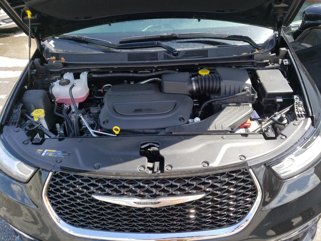 Photo 7 from auction – 2022 CHRYSLER PACIFICA with VIN 2C4RC1BG5NR123899