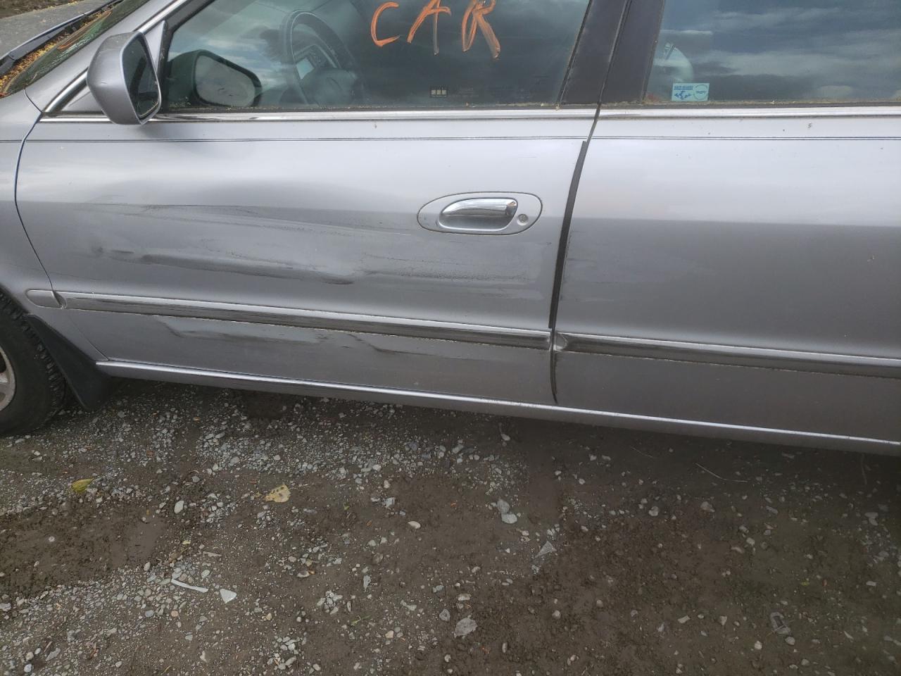 Photo 9 from auction – 1999 ACURA 3.2TL with VIN 19UUA5653XA012972