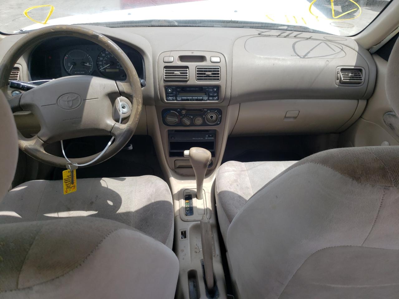 Photo 9 from auction – 1998 TOYOTA COROLLA VE with VIN 1NXBR12E8WZ126262