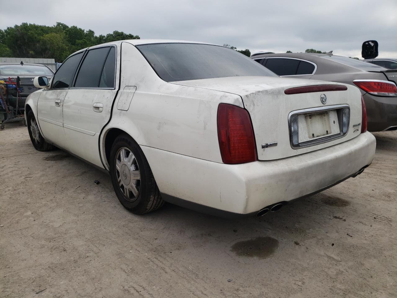 Photo 3 from auction – 2004 CADILLAC DEVILLE with VIN 1G6KD54Y74U117750