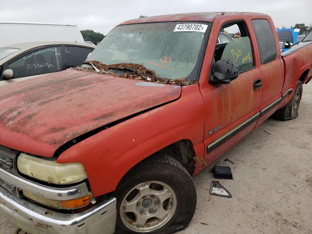 Photo 9 from auction – 1999 CHEVROLET SILVERADO with VIN 2GCEK19T4X1222221