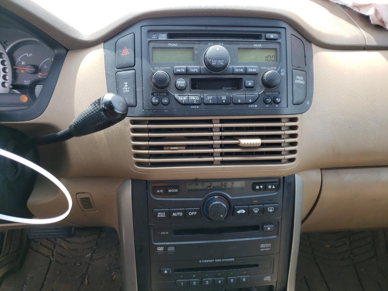 Photo 9 from auction – 2005 HONDA PILOT EXL with VIN 5FNYF18675B052816
