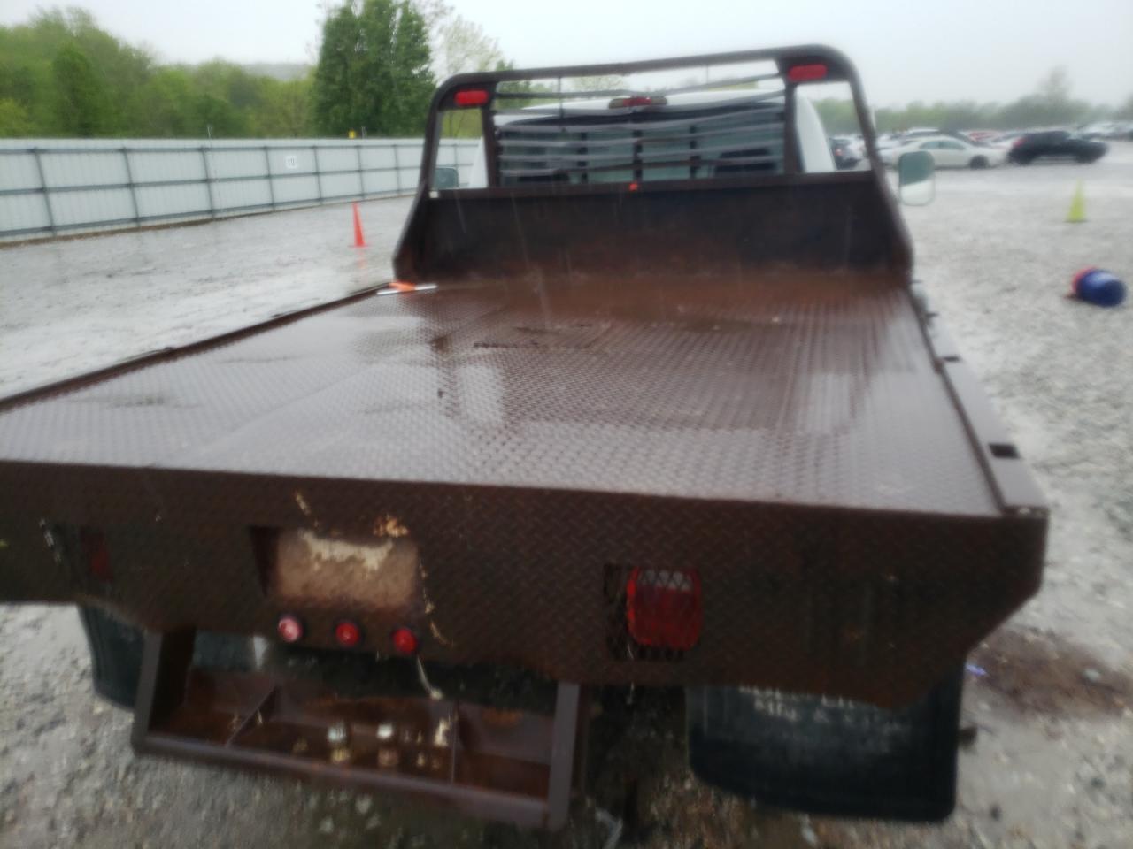 Photo 6 from auction – 1997 FORD F350 with VIN 1FDKF38F8VEB19308
