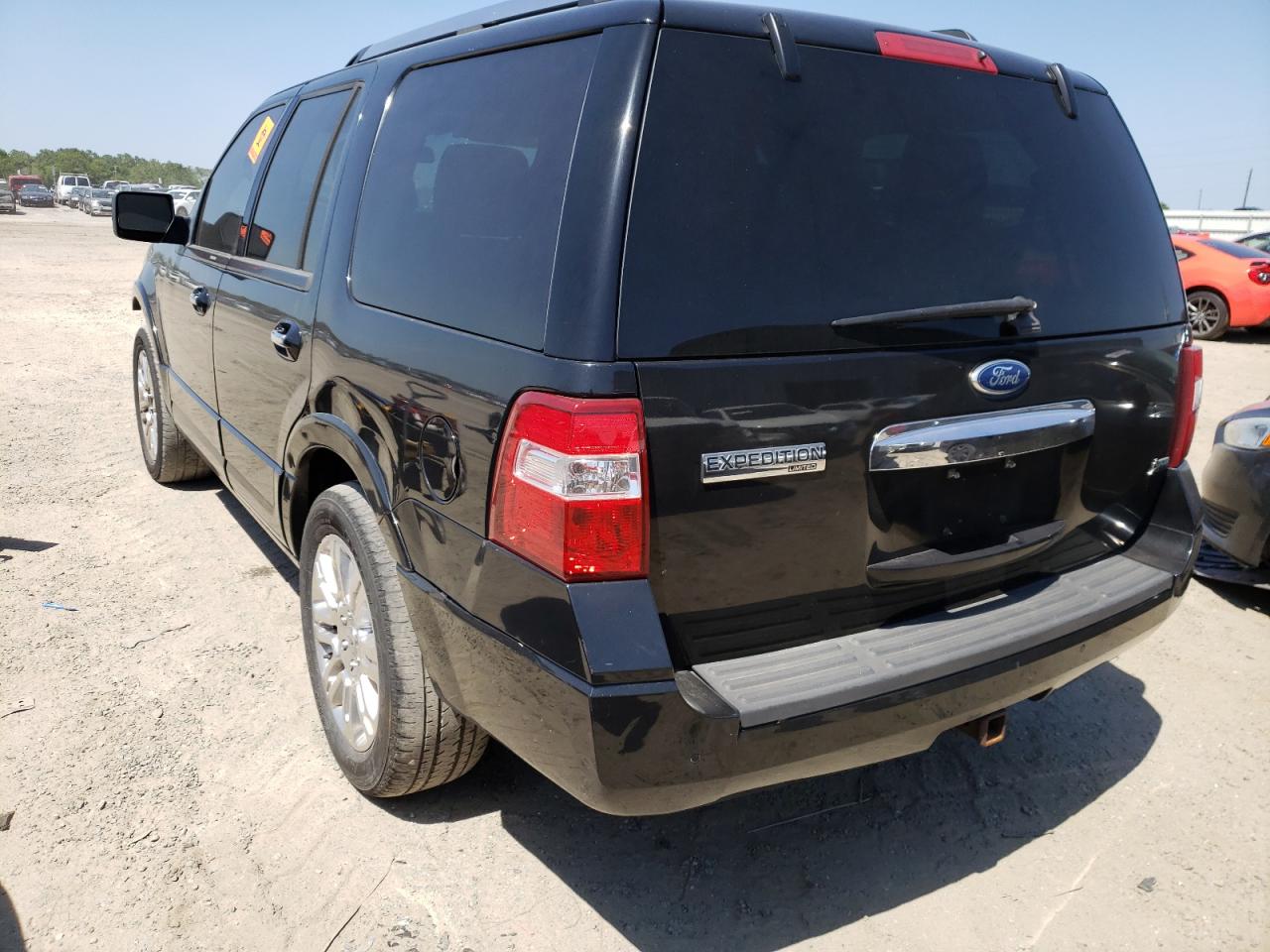 Photo 3 from auction – 2011 FORD EXPEDITION with VIN 1FMJU1K52BEF07622