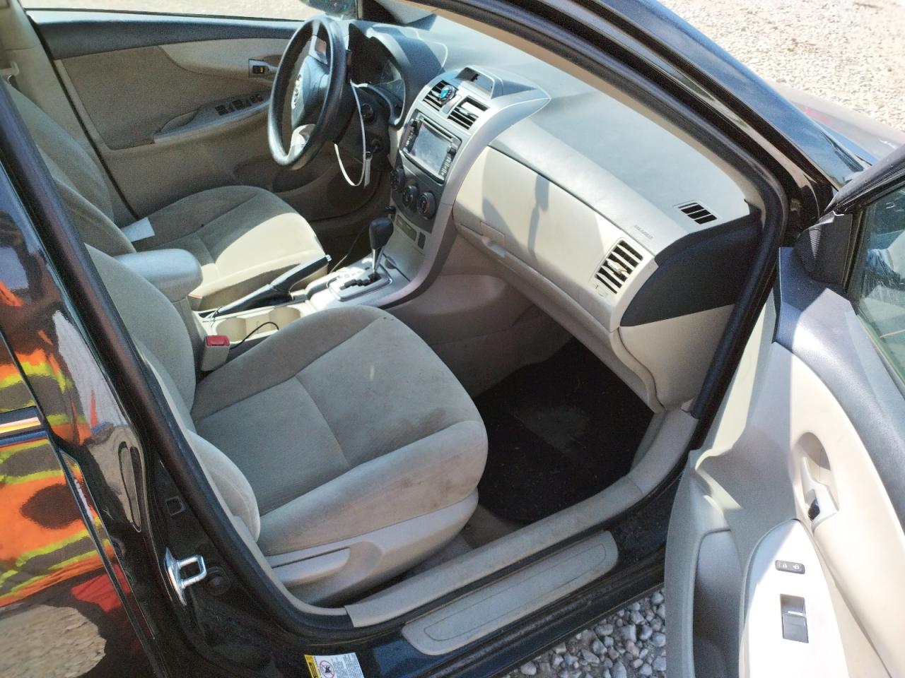 Photo 5 from auction – 2013 TOYOTA CORROLLA with VIN 5YFBU4EE8DP093564