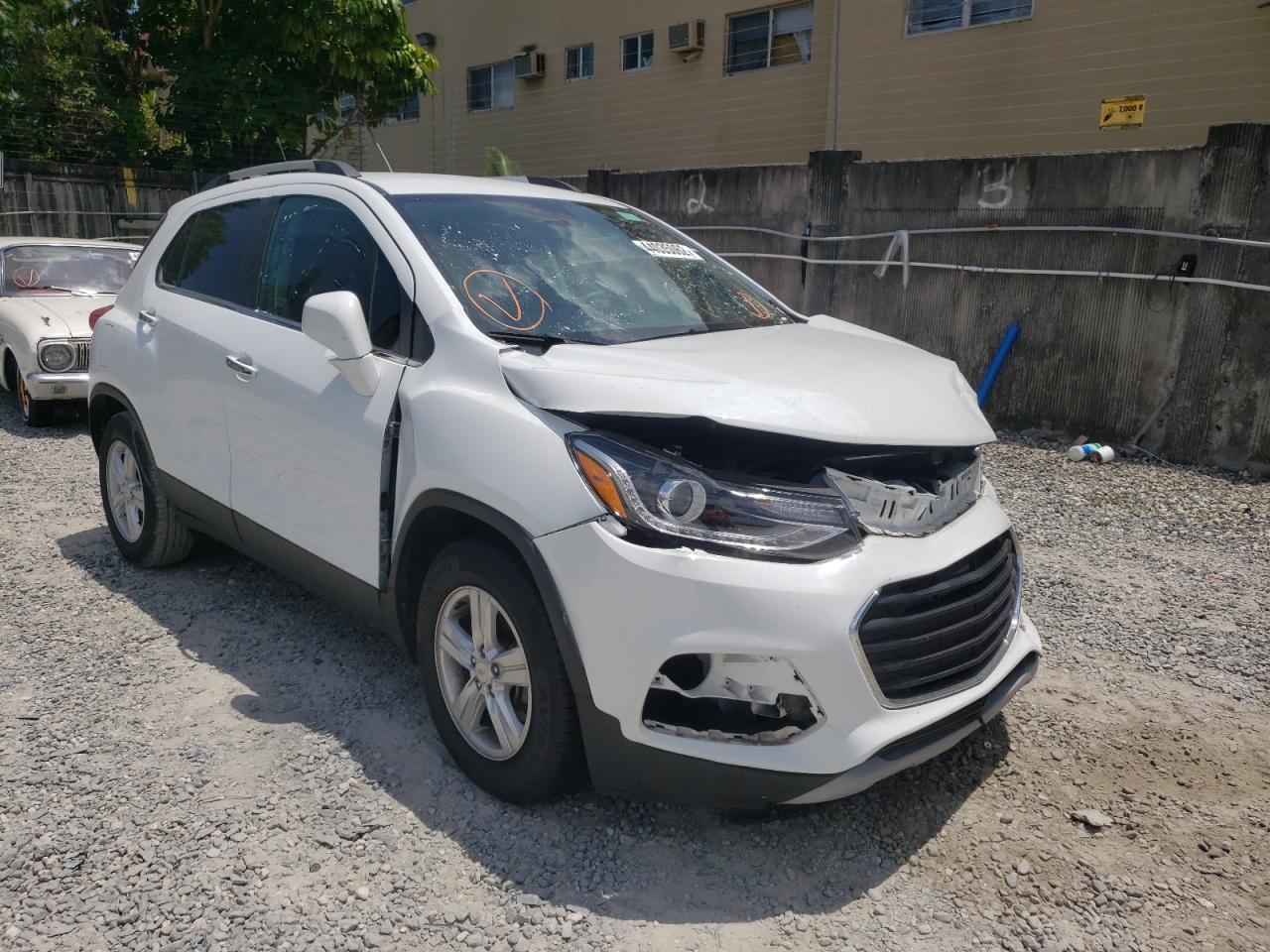 CHEVROLET TRAX 1LT 2018 с VIN KL7CJLSB2JB537014 - Фото с аукциона