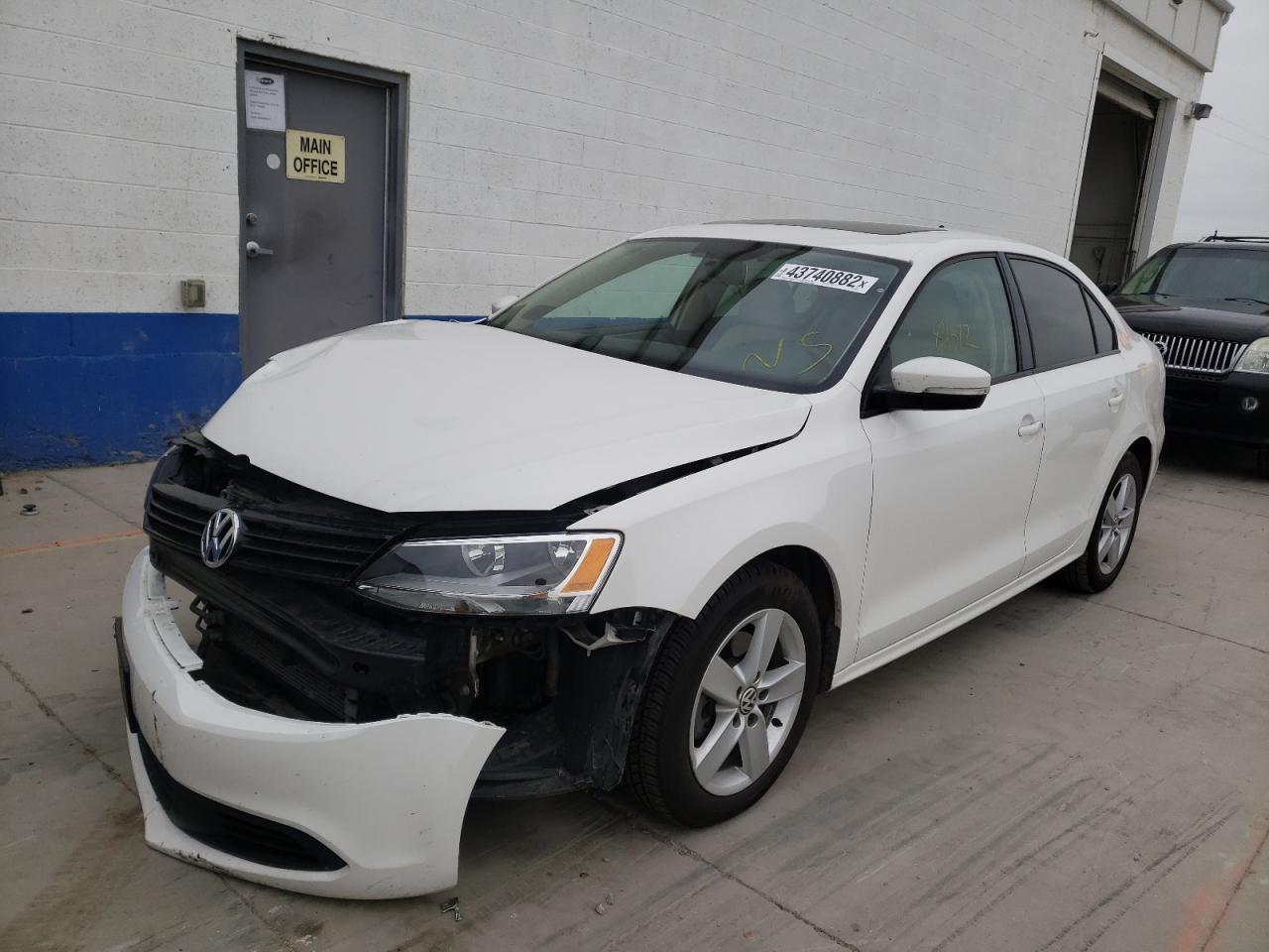 Photo 2 from auction – 2012 VOLKSWAGEN JETTA TDI with VIN 3VWLL7AJ6CM388788