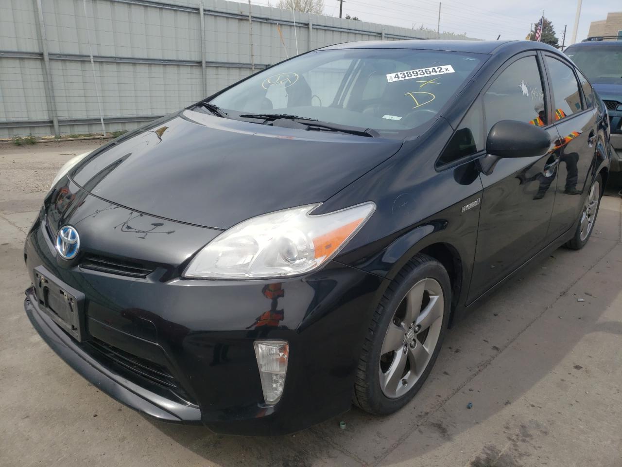 Photo 2 from auction – 2013 TOYOTA PRIUS with VIN JTDKN3DU8D5586089