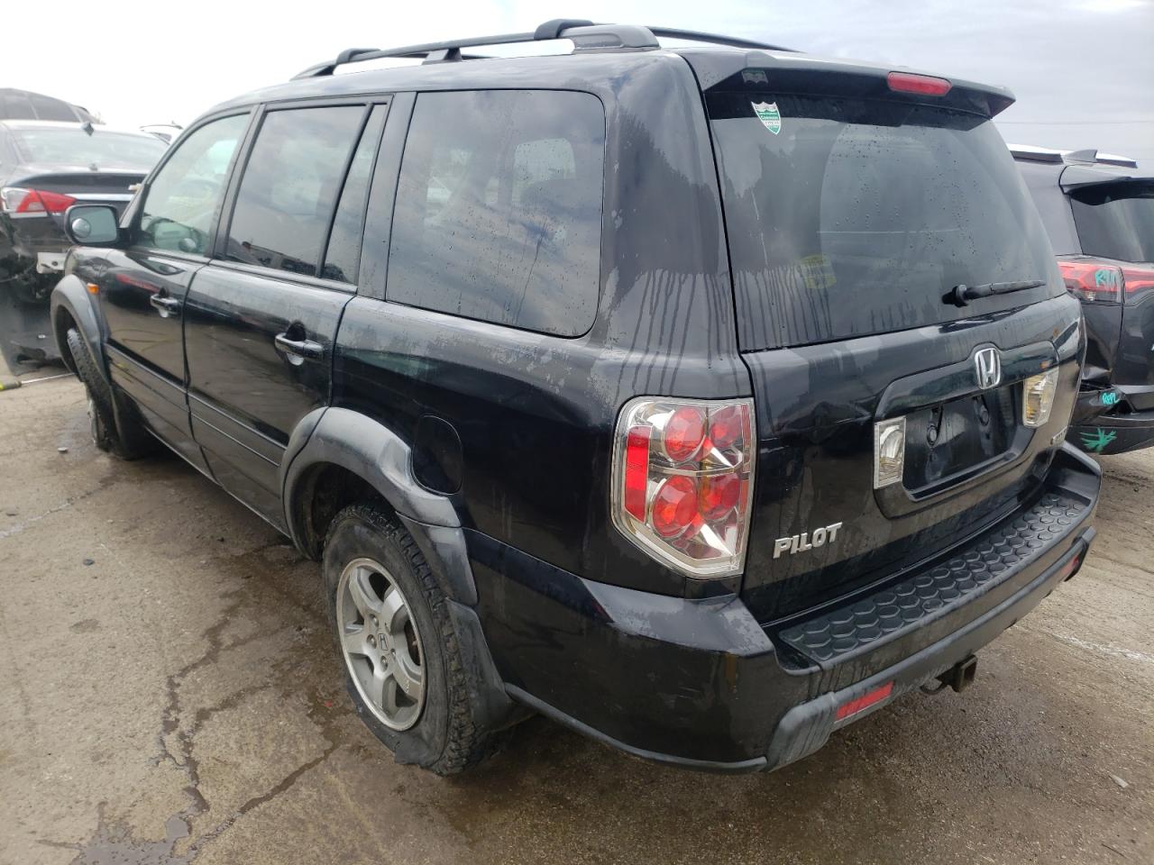 Photo 3 from auction – 2008 HONDA PILOT EXL with VIN 5FNYF18558B010155