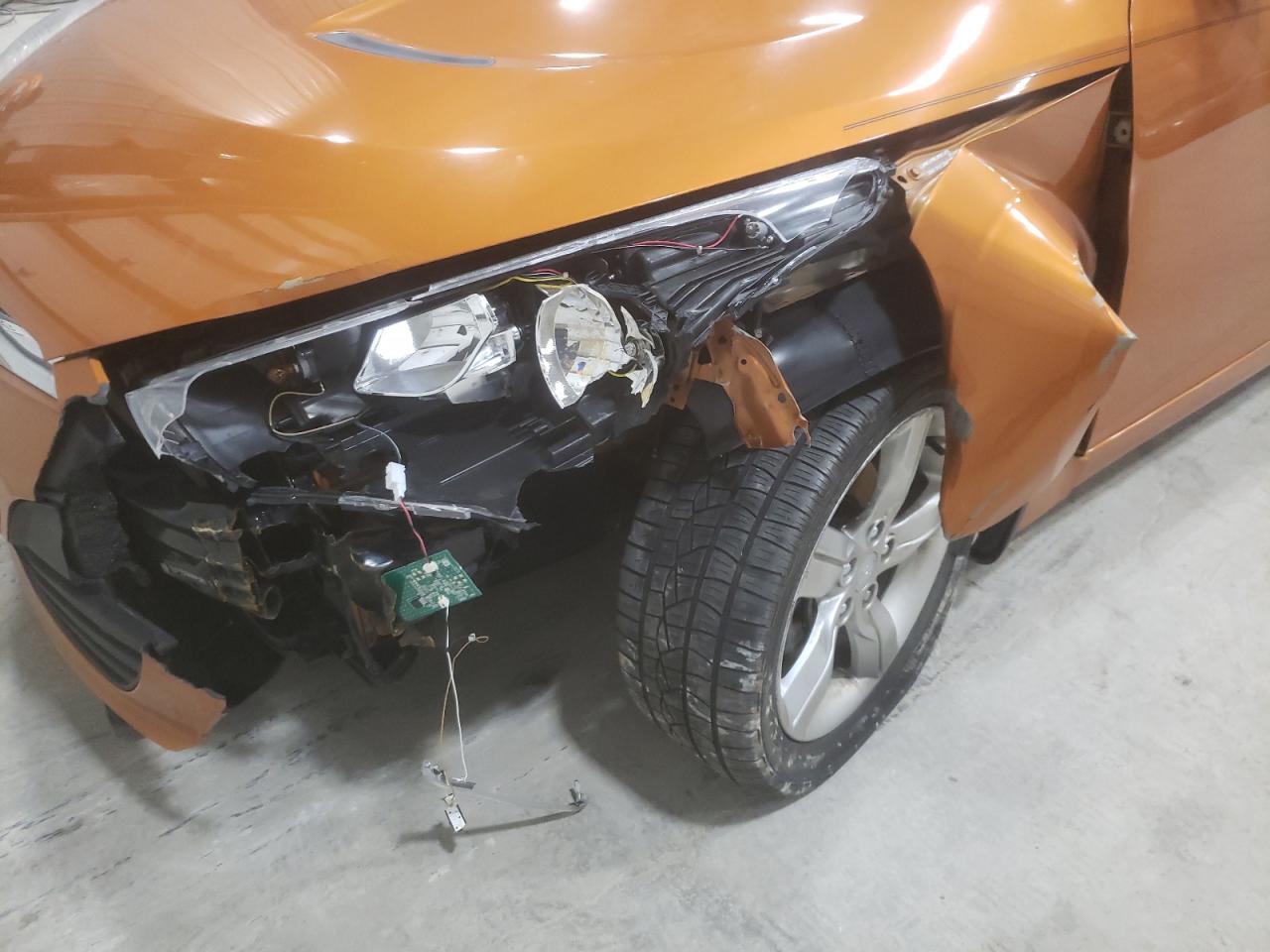Photo 9 from auction – 2015 HYUNDAI VELOSTER with VIN KMHTC6AD0FU241126