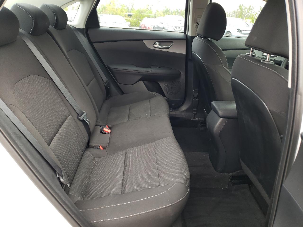 Photo 6 from auction – 2021 KIA FORTE FE with VIN 3KPF24AD7ME326114